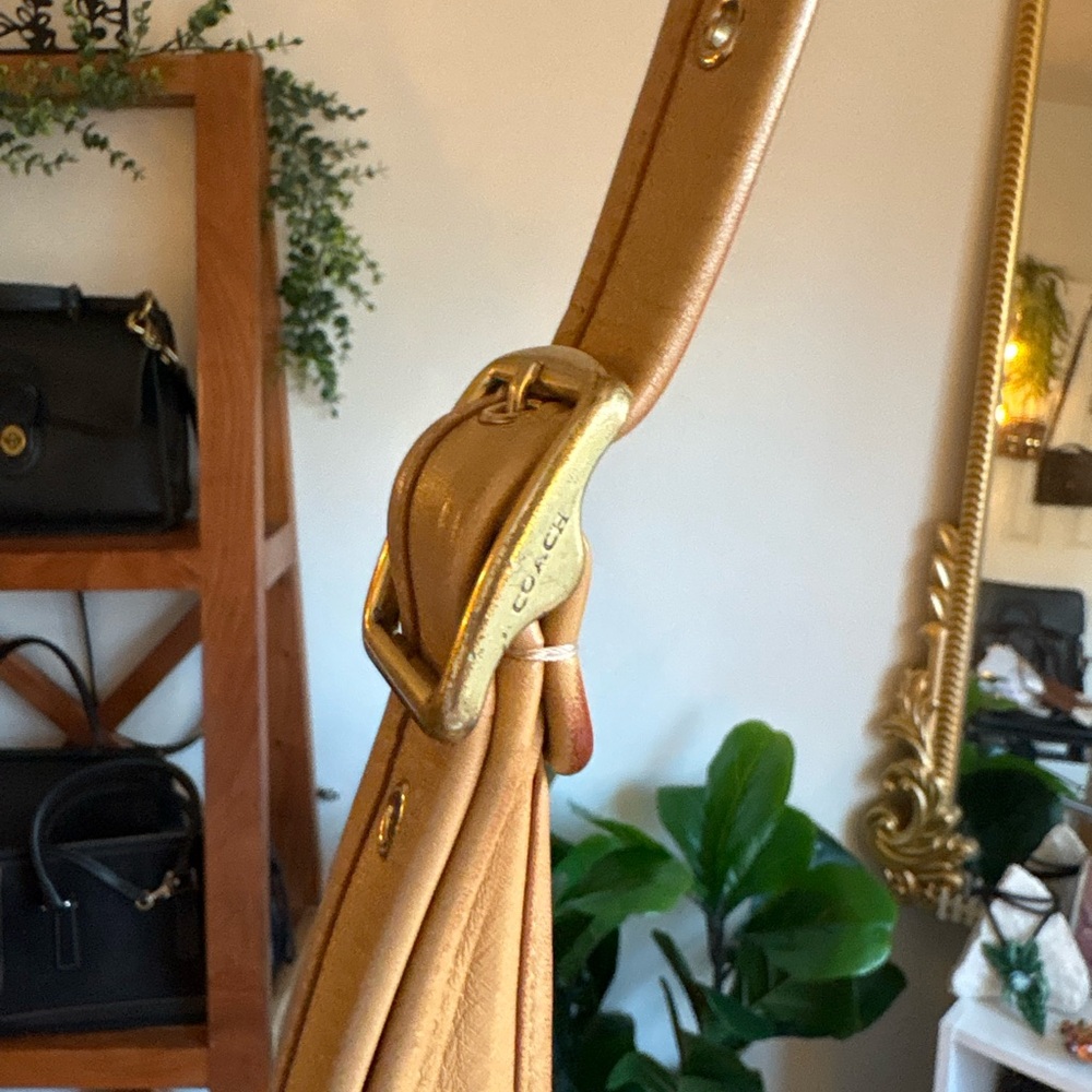 Coach Ergo 33 | Glovetanned Leather | Great Condition | 2022 Archive Re-Edition - Picture 14 of 15